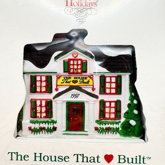 Dept 56 Christmas Ornament Ronald McDonald House The House That Love Built 1997 - Picture 4 of 6